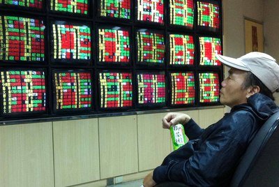 Taiwan stocks up