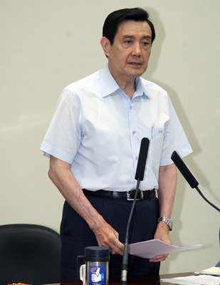 President urges Beijing to embrace democracy