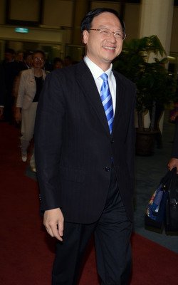 Premier says prevention key to tackling corruption
