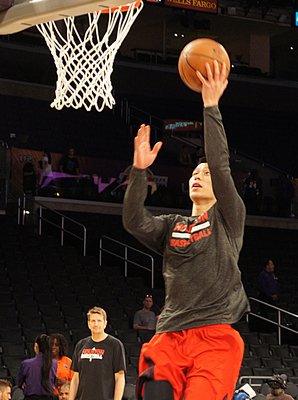 Taiwanese-American NBA player Jeremy Lin traded to Lakers: ESPN