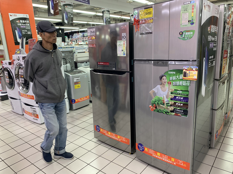 Government subsidies for replacing household appliances will continue throughout LNY