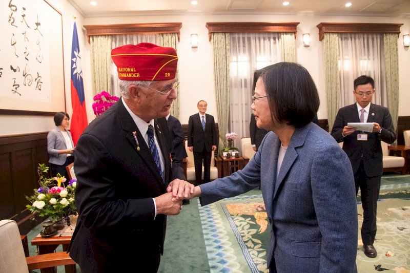 Tsai looks forward Taiwan-US exchanges in area of veterans’ affairs
