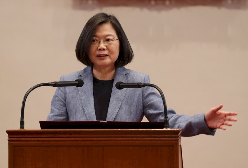 Poll: Tsai’s approval rating at all-time high of 73%