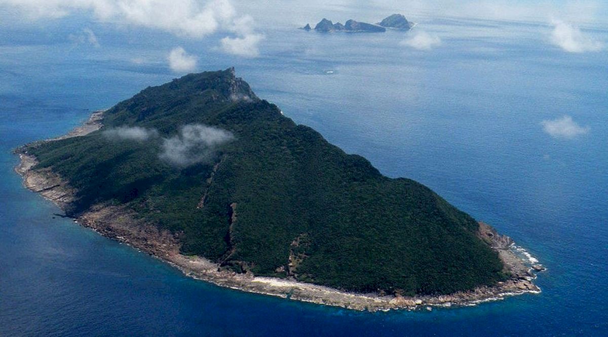 Foreign ministry monitoring Chinese-Russian activity near disputed islands