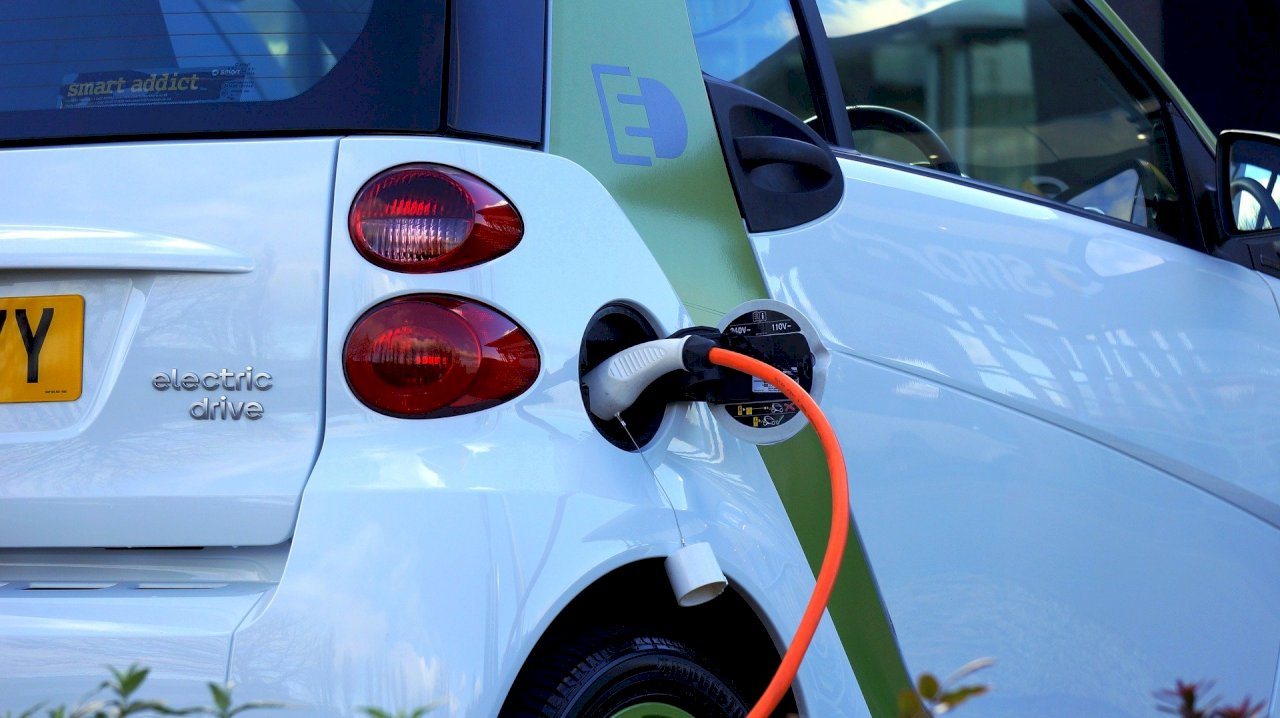 The Opportunities and Challenges of Electric Cars