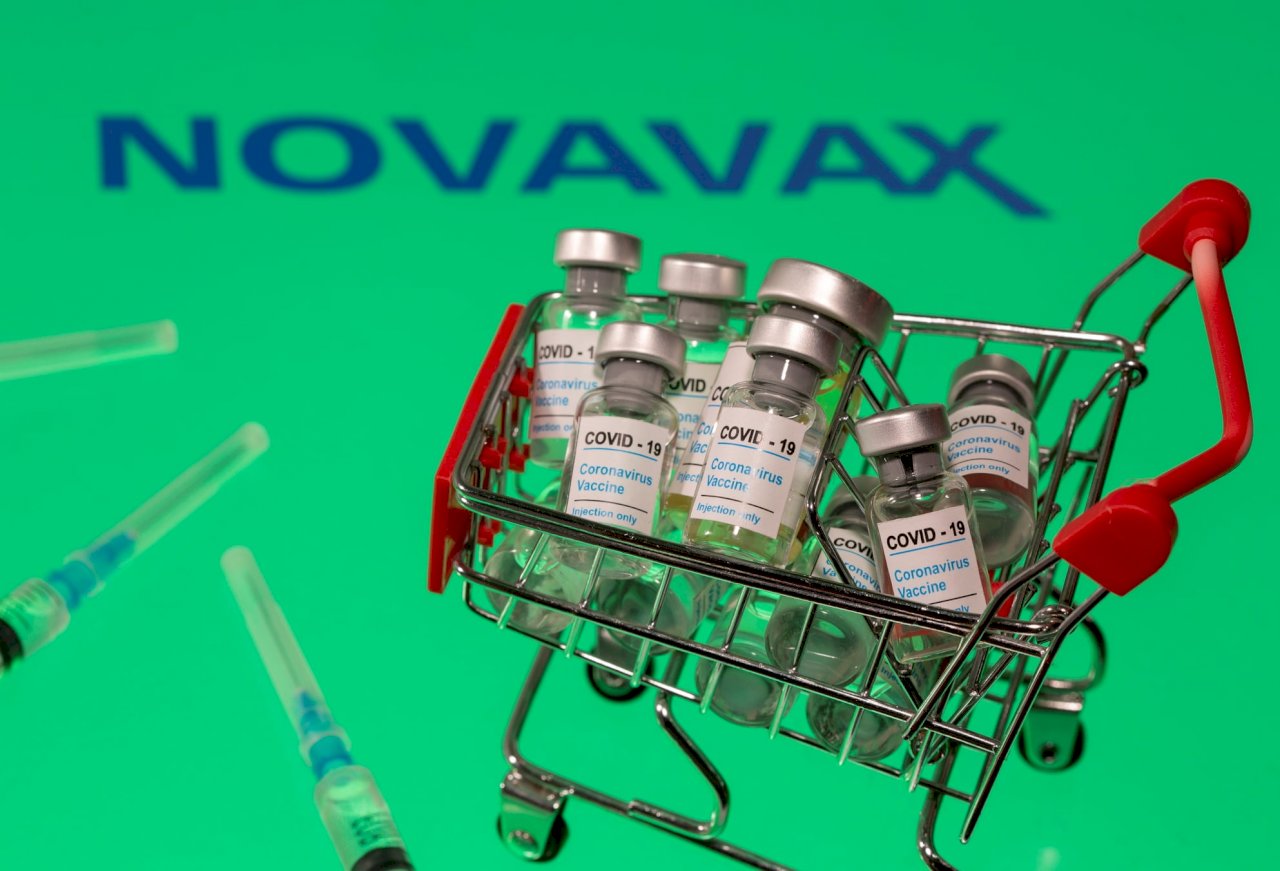 First shipment of Novavax COVID vaccines arrives in Taiwan