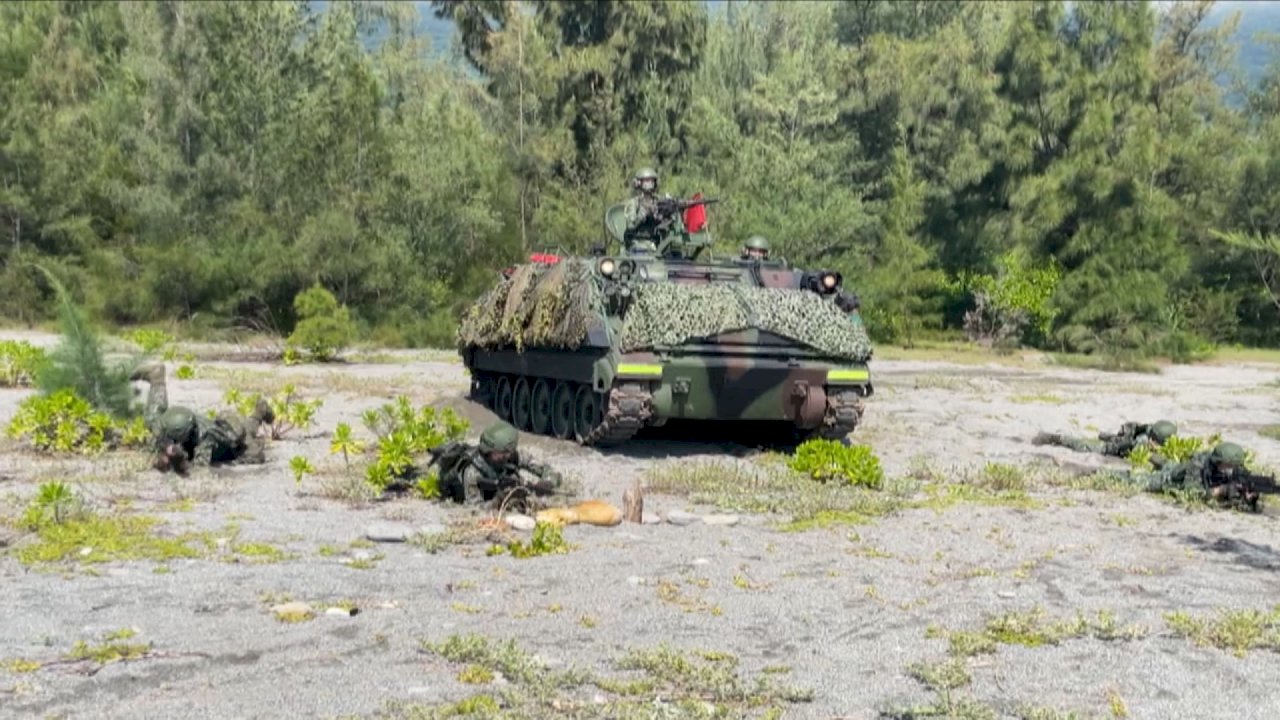 VIDEO: Han Kuang artillery exercises simulate coastal invasion