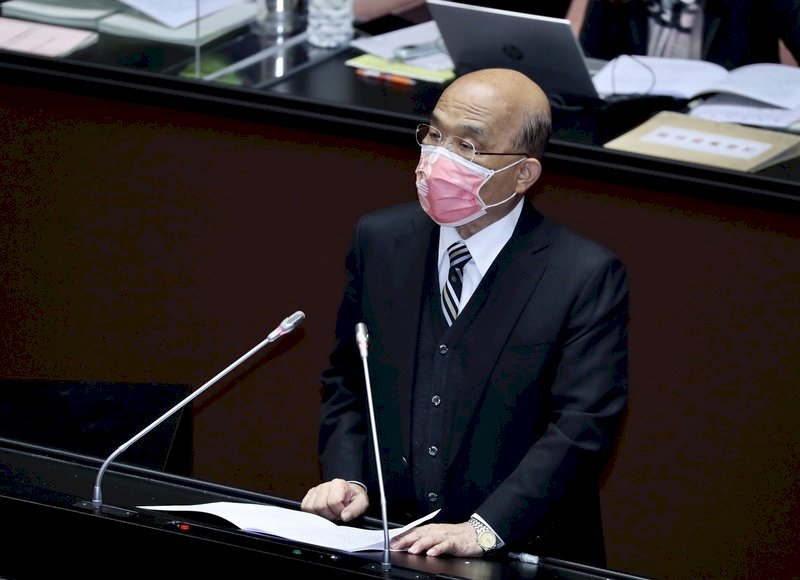 Premier hits back at KMT criticism of special defense budget