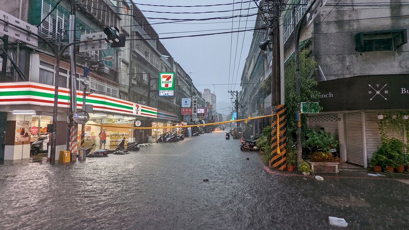 Taiwan ends hot summer without typhoon