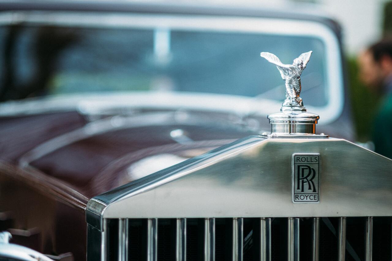 Vintage Rolls Royce 勞斯萊斯 (Photo: David Hellman/Unsplash)