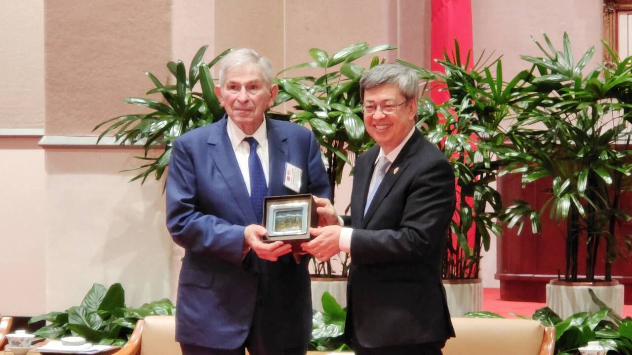 Premier hopes Taiwan and US can sign bilateral trade agreement