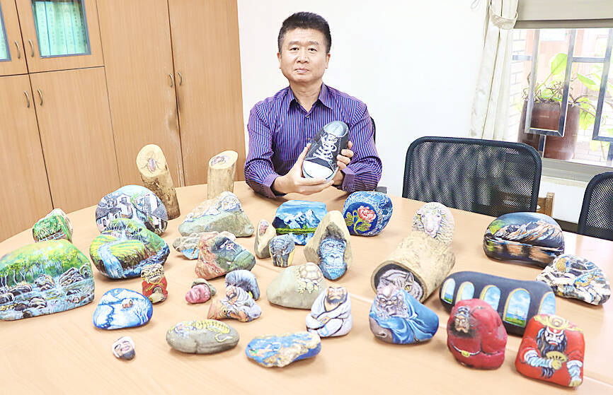 Tourism survey, masks in school, and painted rocks