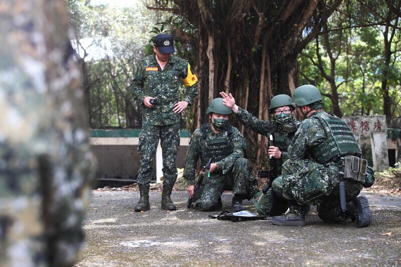 VIDEO: Taiwan's reservists report for two week training
