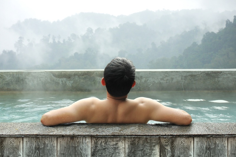 WATCH: Expert advice for wild hot spring excursions