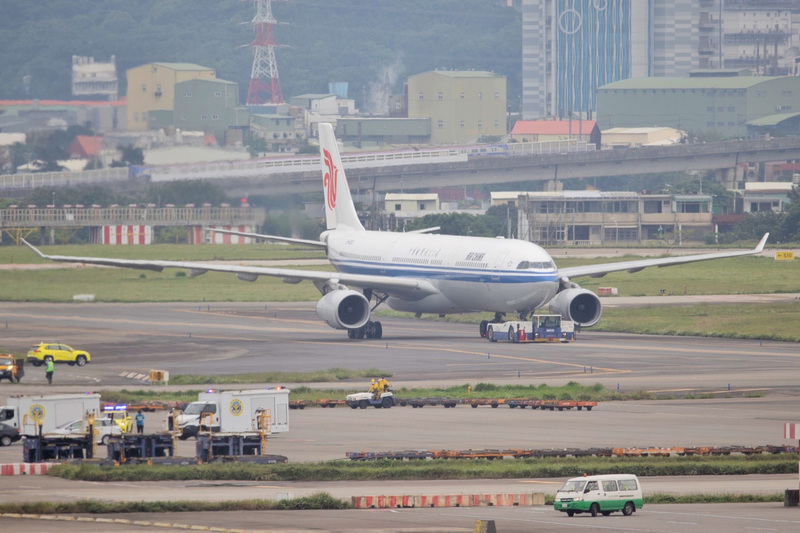 Flights between Taoyuan and Wuhan resume after 3-year suspension