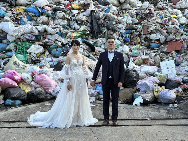 Unusual wedding photo shoot, free baseball game tickets, beach cleanup