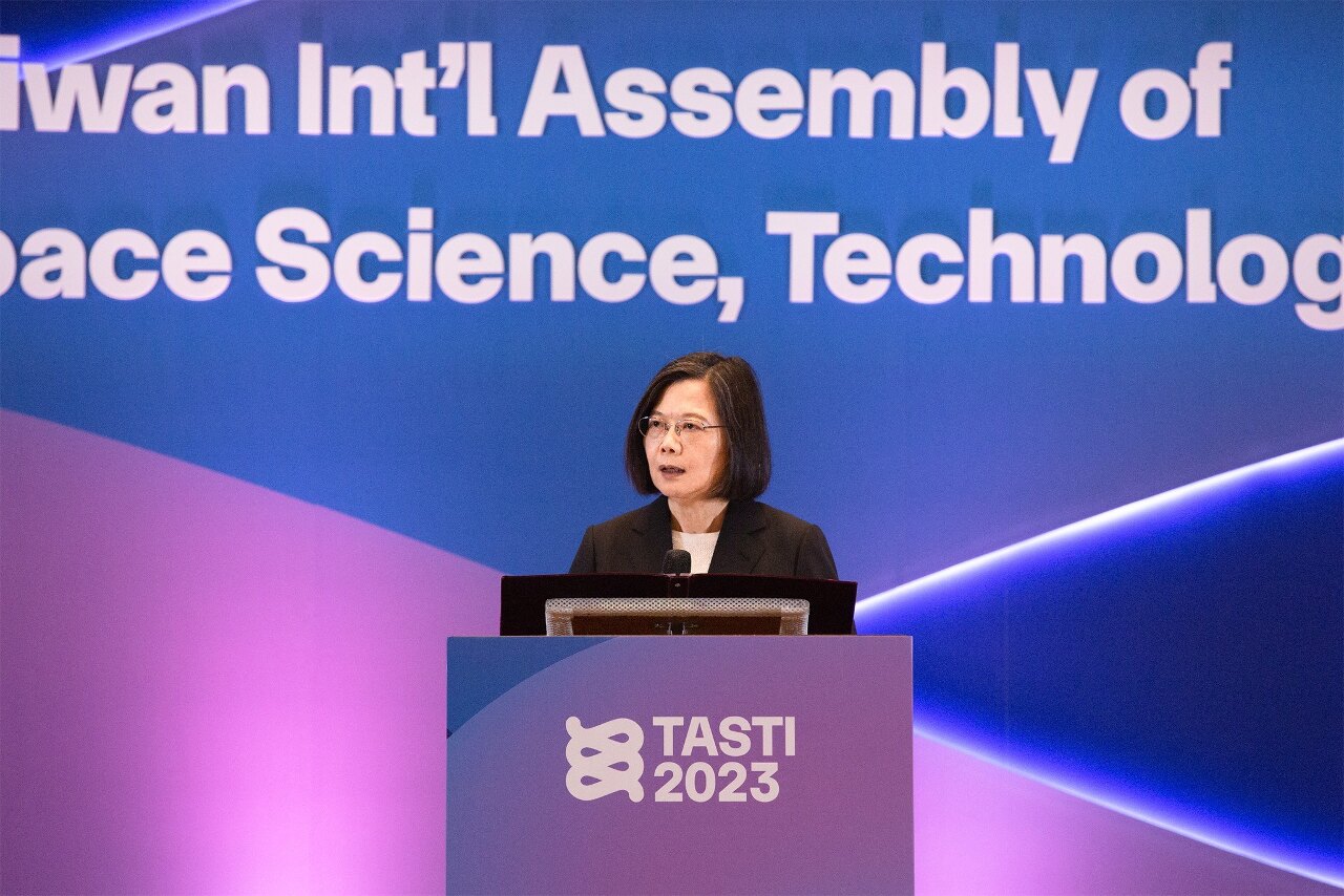Taiwan launches first space conference