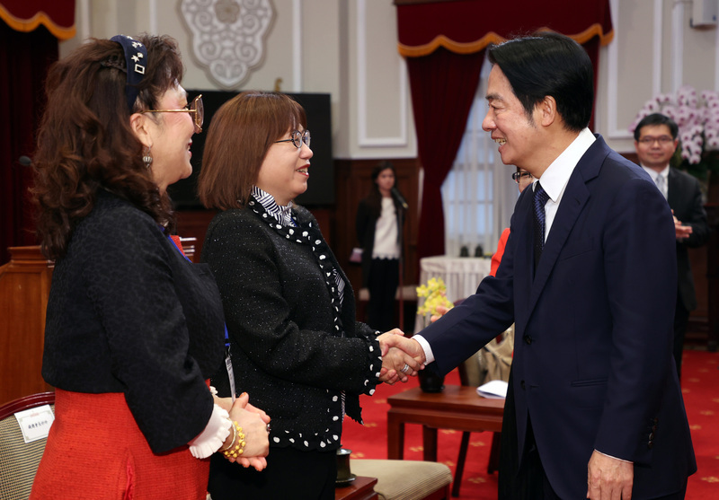 Vice President Lai Ching-te receives Japan-Taiwan commerce group