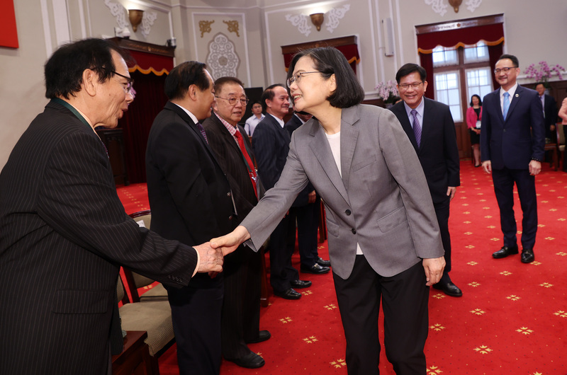 President Tsai commends overseas compatriot delegation efforts in facilitating international exchanges and promoting Taiwan