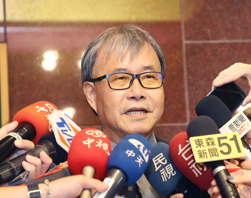 Education Minister Cheng Ying-yao addresses talent shortage in Legislature speech