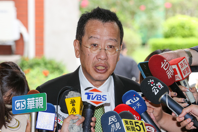 Penghu fishermen spot Chinese submarine near Taiwan Strait median line