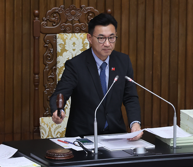 Legislature’s diplomatic delegation makes first stop in the Czech Republic