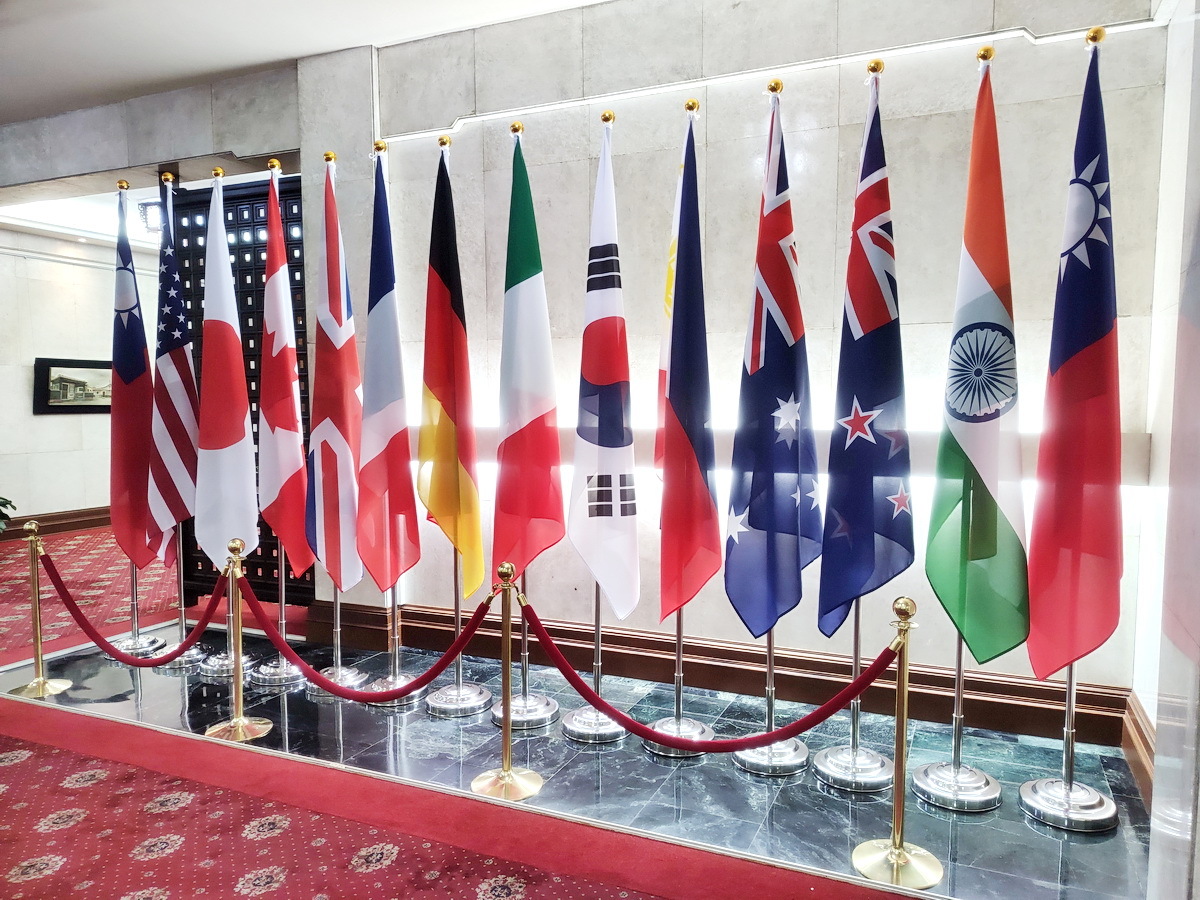Deputy Foreign Minister urges Europe not to take a pro-China stance
